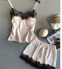 Women's Sling Ice Ribbon Chest Pad Silk Loungewear Two-Piece Set