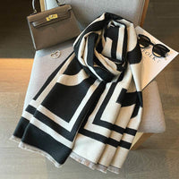 It Looks Good When You Hang It Casually, High-end Feeling, Full Of Black Shawl For Women