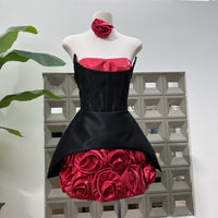 Designers Three-dimensional Floral Fishbone Bandeau Dress With Contrasting Colors