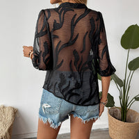 Solid-color Jacquard Pullover Shirt With A Lace-panel Stand-up Collar