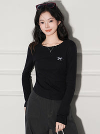 Regular Shoulder Round Neck Pleated Embroidery Long Sleeve Base Shirt