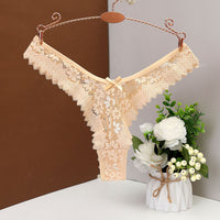 European And American Sexy Lace Mid-waist Thong Ladies Plus Size Shorts