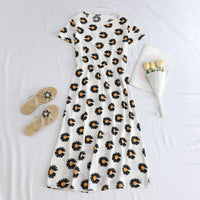 Printed Short-sleeve Waist-cinching Figure-flattering Dress For Petite Frames