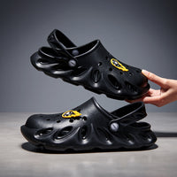 Hole Shoes Lightweight And Breathable Men's Beach Sandals