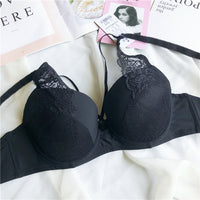 Thin, Large Size Lace Lingerie With Beautiful Breasts And Gathering
