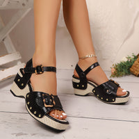 Female Button Metal Buckle Beach Chunky Heel Sandals