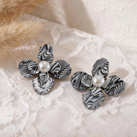 Retro Resin Flower Stud Earrings
