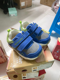 Spring And Autumn Walking Shoes With Minor Defects