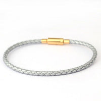 3.0mm Stainless Steel Leather Cord Bracelet With A Single Buckle And Wear-resistant Edging.