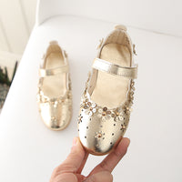 Hollowed Out Flowers Soft Soled Princess Children's Casual Leather Shoes