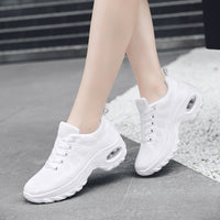 Women's Breathable Mesh Soft Soled Sports Shoes