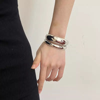Niche Minimalist Style Irregular Metal Glossy Open Design