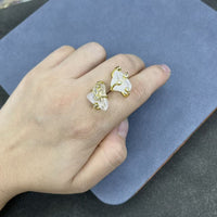 Natural Crystal Turquoise Claw Stud Earrings For Women