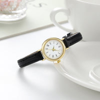 Women's Simple And Compact Alloy Belt Watch
