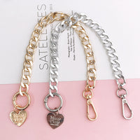 Yilian New Electroplated Metal Heart Bracelet