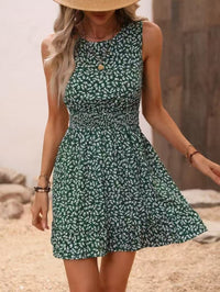 Womens Sleeveless Floral Wrap Dress With A Defined Waist And Round Neck