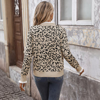 Women's Loose Lace Patchwork Round Neck Leopard-print Knitted Sweater