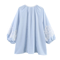 Stitching Lace Lantern Sleeve Round Neck Shirt