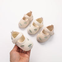 Cotton Spring Small Flower Embroidery Baby's Shoes Female Treasure
