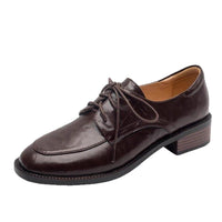 Womens Large-size Leather Shoes With A Round Toe And Cowhide Upper