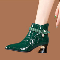 Pointed-toe, Chunky-heeled Ankle-length Boots With A Mid-height Heelstylish Patent Leather
