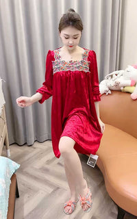 Long Sleeve Nightdress Women's Gold Velvet Home Wear Loose Plus Size Dress