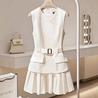 Elegant Round Neck Minimalist Belted Sleeveless Dress