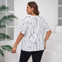 Plus-size Womens Versatile Commuter-style T-shirt