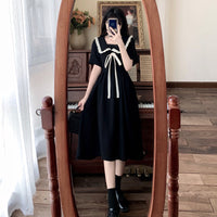Youthful Preppy-Style Dress With A Peter Pan Collar