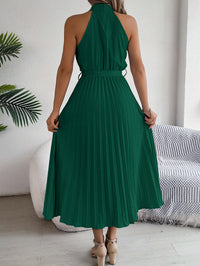 Women's Elegant Stand Collar Sleeveless Tie Waist Pleated Maxi Dress