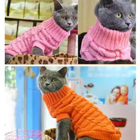 Knitted pet clothing for hairless cats