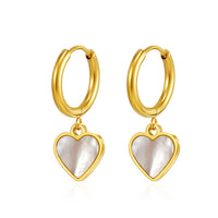 European And American Style Minimalist Fashionable White Shell Earrings With Heart Design