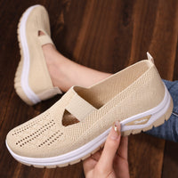 Plus Size Breathable Mesh Slip-on Old Beijing Cloth Shoes For Women