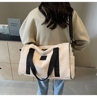 Autumn And Winter New Casual Portable Travel Large Capacity Simple Lambswool Shoulder Crossbody Tote Bag