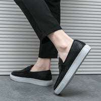 Four Seasons Leather Cover Korean Men's Fashionable Flat Shoes