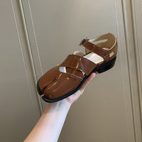 Women's Split-toe Hollow-out Flat Leather Shoes