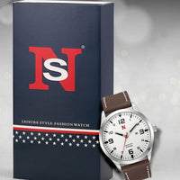Mens Quartz Watch With A Leather Strap Large Dial And Calendar