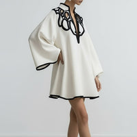 Loose-fitting Color-block V-neck Fashion Dress With Lace Trim