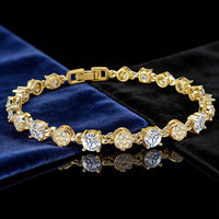 Womens Fashionable Light-Luxury Gold-Plated Zircon Bracelet
