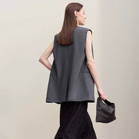 Commuter-style Handmade Three-Dimensional Cala Lily Padded Shoulder Waistcoat