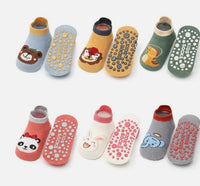 Toddler And Baby Small Tail Dispensing Room Socks