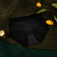 Women's Ultra-thin Ice Silk Lace Underwear Mid Waist Sexy Seamless