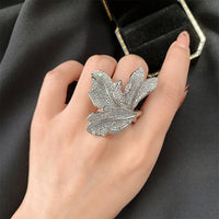 Simple Design Feather Ring Female Opening