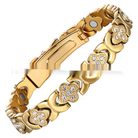 Titanium Steel Bracelet For Fashionable Lucky Clover Design In Stainless Steel