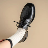 Womens Large-size Leather Shoes With A Round Toe And Cowhide Upper