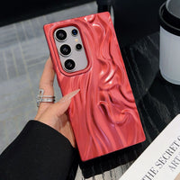 Three-dimensional Pleated Electroplating Phone Case