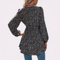 Women's V-neck Printed Belt-style T-shirt