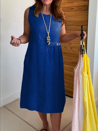 Womens Cotton-Linen Sleeveless Crew-Neck Dress With Buttoned Pockets, Western Style