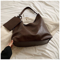 Casual Retro Large Capacity All-matching Western Style Shoulder Bag