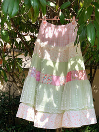 Women's Lace-trimmed Floral Patchwork High-waisted Skirt